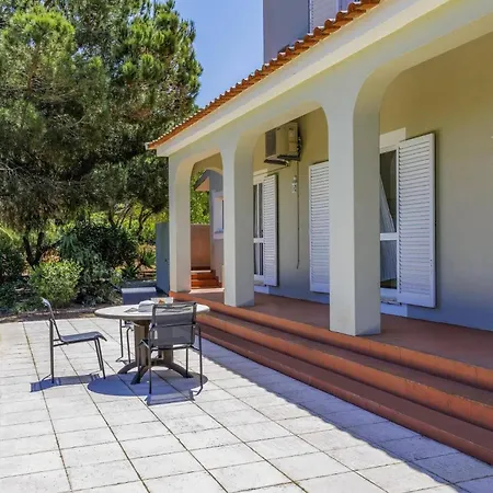 Villa Eucalipto By *